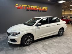 Vit Begagnad 2016 Fiat Tipo Sedan | 79 900 kr (Marknadspris)