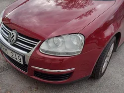 Röd Begagnad 2006 VW Jetta Comfortline Sedan | 23 000 kr