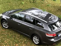 Grå Begagnad 2010 Toyota Avensis Business Edition Kombi | 59 000 kr (Marknadspris)
