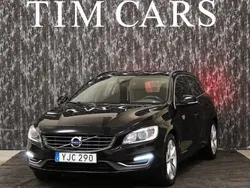 Svart Begagnad 2016 Volvo V60 Momentum Kombi | 135 000 kr (Marknadspris)