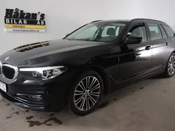 Svart Begagnad 2019 BMW 520 Sport Line Kombi | 329 500 kr (Marknadspris)