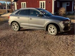 Grå Begagnad 2017 Audi Q3 SUV | 165 000 kr (Superpris)