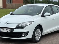 Vit Begagnad 2012 Renault Mégane III Halvkombi | 79 900 kr (Lite dyr)