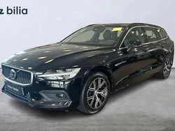 Svart Begagnad 2023 Volvo V60 Core Kombi | 339 900 kr (Marknadspris)