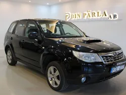 Svart Begagnad 2011 Subaru Forester SUV | 54 900 kr (Marknadspris)