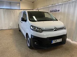 Vit (icy white) Begagnad 2023 Citroën e-Jumpy Business Class Minibuss | 499 000 kr (Dyr)