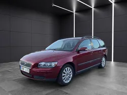 Röd Begagnad 2005 Volvo V50 Kombi | 34 900 kr (Marknadspris)