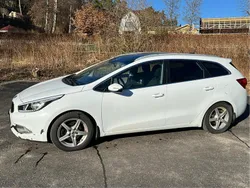 Vit Begagnad 2014 Kia Ceed Sportswagon Comfort Kombi | 55 000 kr (Marknadspris)