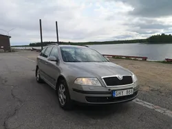Brun Begagnad 2008 Skoda Octavia Kombi | 12 000 kr (Superpris)