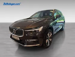 Grå Begagnad 2023 Volvo XC60 Plus SUV | 519 000 kr (Lite dyr)