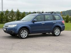 Mörkblå Begagnad 2010 Subaru Forester SUV | 94 000 kr (Marknadspris)