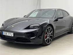 Svart Begagnad 2024 Porsche Taycan Sport Turismo Sedan | 849 000 kr