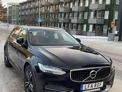 Begagnad 2020 Volvo V90 CC Kombi | 298 000 kr (Marknadspris)