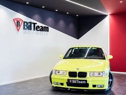 Ljusgrön Begagnad 1993 BMW 325 Sportkupé | 219 900 kr