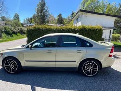 Grön Begagnad 2004 Volvo S40 Sedan | 30 000 kr (Bra pris)