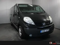 Svart Begagnad 2011 Nissan Primastar Minibuss | 49 900 kr (Marknadspris)