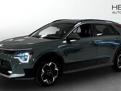 Grön (green) Begagnad 2022 Kia e-Niro SUV | 319 900 kr (Dyr)