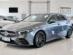 Mörkgrå Begagnad 2022 Mercedes A35 AMG AMG Halvkombi | 439 000 kr (Marknadspris)