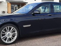 Svart Begagnad 2013 BMW 750 Sedan | 262 000 kr