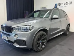 Grå Begagnad 2017 BMW X5 M Sport SUV | 384 900 kr (Marknadspris)