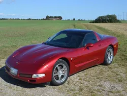 Röd Begagnad 2002 Chevrolet Corvette Sportkupé | 210 000 kr (Marknadspris)