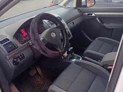 Begagnad 2010 VW Touran Minibuss | 53 000 kr (Bra pris)