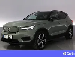 Grön Begagnad 2022 Volvo XC40 Core SUV | 328 900 kr