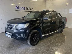 Svart Begagnad 2017 Nissan Navara Pickup | 139 900 kr