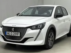 Vit Begagnad 2022 Peugeot e-208 Active Halvkombi | 149 000 kr (Bra pris)