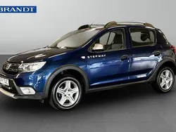Blå Begagnad 2019 Dacia Sandero Stepway Halvkombi | 89 900 kr (Marknadspris)