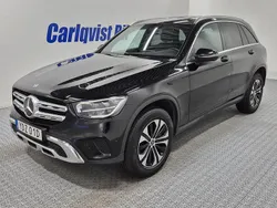 Svart Begagnad 2022 Mercedes GLC300 | 385 000 kr