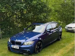 Blå Begagnad 2009 BMW 330 Comfort Edition Kombi | 135 000 kr (Lite dyr)