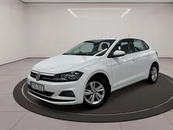 Vit Begagnad 2019 VW Polo Halvkombi | 139 900 kr (Dyr)