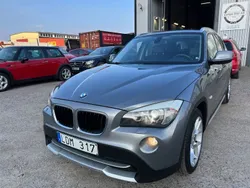 Grå Begagnad 2010 BMW X1 SUV | 99 800 kr (Marknadspris)