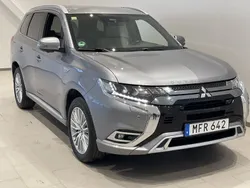 Grå Begagnad 2018 Mitsubishi Outlander P-HEV SUV | 169 900 kr (Marknadspris)