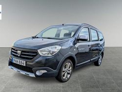 Mörkgrå (grå) Begagnad 2016 Dacia Lodgy Stepway Minibuss | 64 900 kr (Marknadspris)