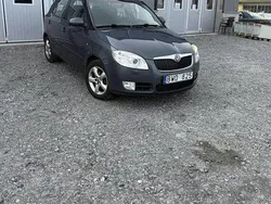 Grå Begagnad 2009 Skoda Fabia Halvkombi | 26 000 kr (Marknadspris)