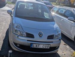 Silver Begagnad 2012 Renault Grand Modus Minibuss | 20 000 kr