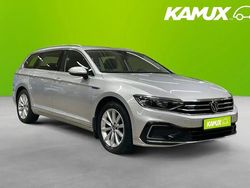 Silver/grå Begagnad 2021 VW Passat Executive Kombi | 248 800 kr (Marknadspris)
