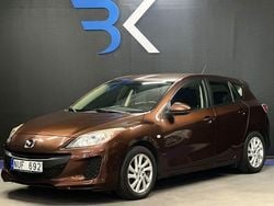 Brun Begagnad 2011 Mazda 3 Inclusive Halvkombi | 99 900 kr (Marknadspris)