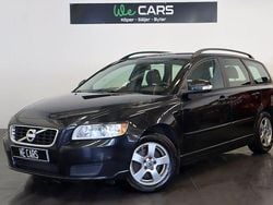 Svart Begagnad 2011 Volvo V50 Kinetic Kombi | 49 900 kr (Marknadspris)