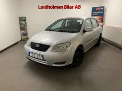 Silver Begagnad 2002 Toyota Corolla Halvkombi | 19 900 kr (Marknadspris)
