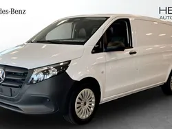 Vit (white) Ny 2024 Mercedes Vito Minibuss | 613 338 kr