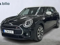 Svart Begagnad 2022 Mini Clubman Kombi | 304 900 kr (Marknadspris)