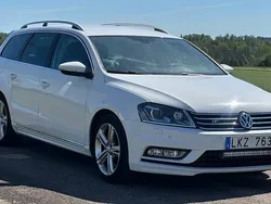 Vit Begagnad 2013 VW Passat R-line Kombi | 109 900 kr (Lite dyr)