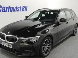 Svart Begagnad 2020 BMW 320 Sport Line Kombi | 309 000 kr (Marknadspris)