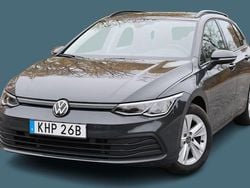 Grå Begagnad 2023 VW Golf VIII Kombi | 237 000 kr (Marknadspris)