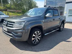 Vit (grå metallic) Begagnad 2017 VW Amarok Highline Pickup | 143 000 kr