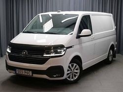 Vit Begagnad 2021 VW Transporter Van | 299 000 kr