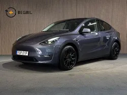 Grå Begagnad 2021 Tesla Model Y Long Range AWD SUV | 369 400 kr